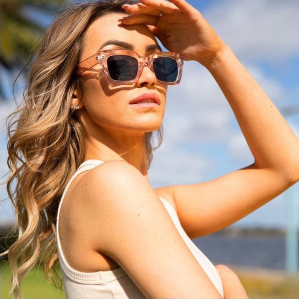 Reality Eyeware Onassis Berry